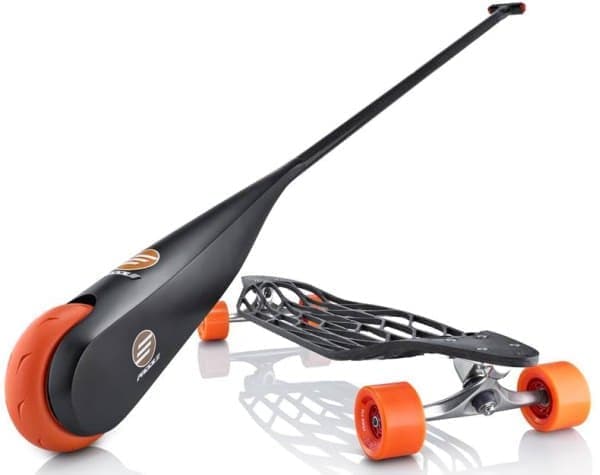 スケートボードを通勤手段に変える「ePaddle」　　坂も上れます