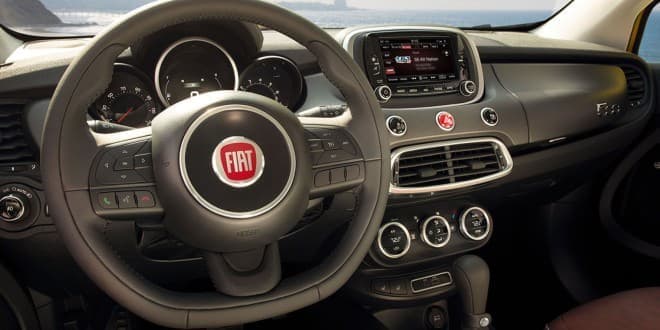 参考画像：Fiat 500X インテリア（画像は米国仕様車）