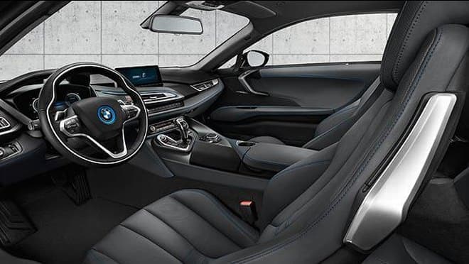 「BMW i8」は2014年9月に発売されたスポーツカー