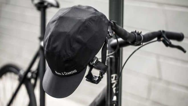 帽子みたいな自転車用ヘルメット「Park ＆ Diamond」－自転車通勤者向けに、スペースXの元エンジニアが開発