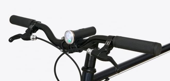 巻き込み事故を減らす自転車用ライト「Laserlight Core」