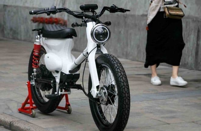 カブを電動バイクに改造するコンバージョンキット、Shanghai Customsで予約受付開始
