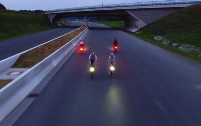 ブレーキを、自転車用ライトに ― 充電のいらない「Magnic Microlights」に、ディスクブレーキ採用車向け「Wega」