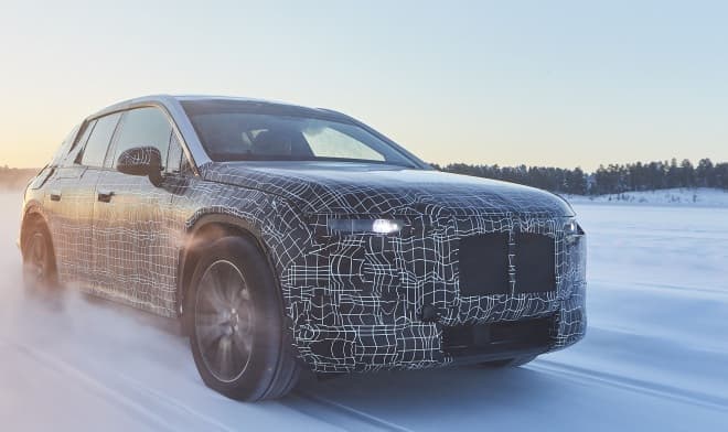 BMWの新型EV「iNEXT」、北極圏でのテスト画像を公開