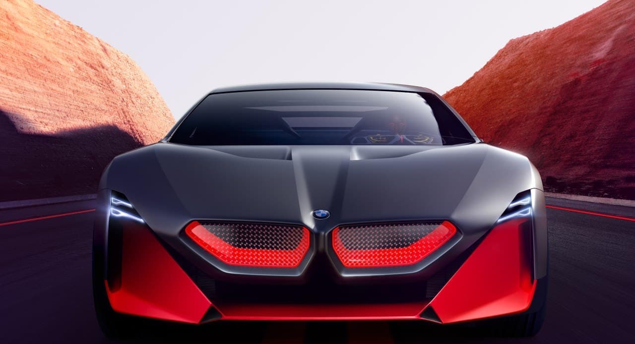 最新テクノロジーでドライビングをもっと楽しく ― BMWのコンセプトカー「VISION M NEXT」