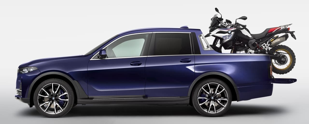 BMW X7をトランポに魔改造 ― どこにでも行ける組み合わせ「X7 Pick-up」＋「F 850 GS」