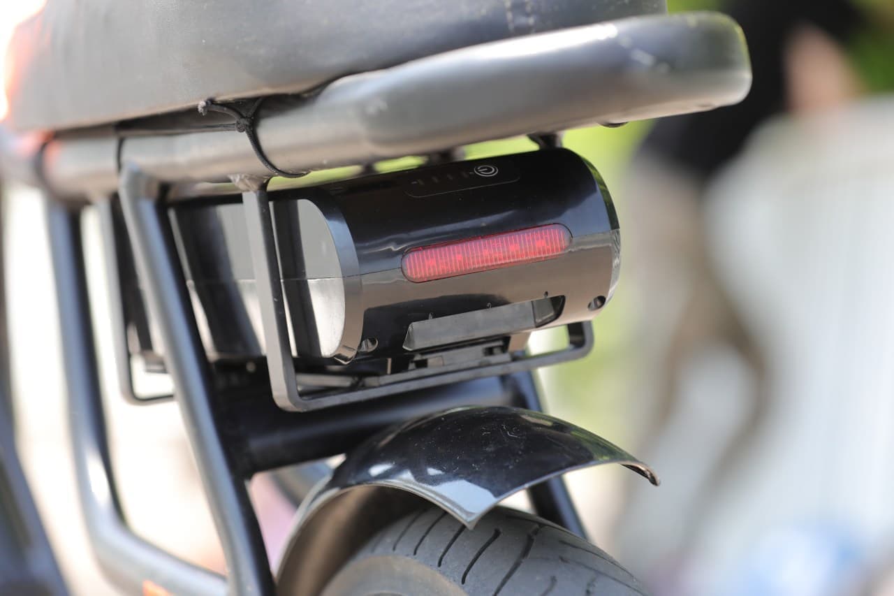 2つのモータを装備できる電動モペッド「Xmera Bionic Bike」