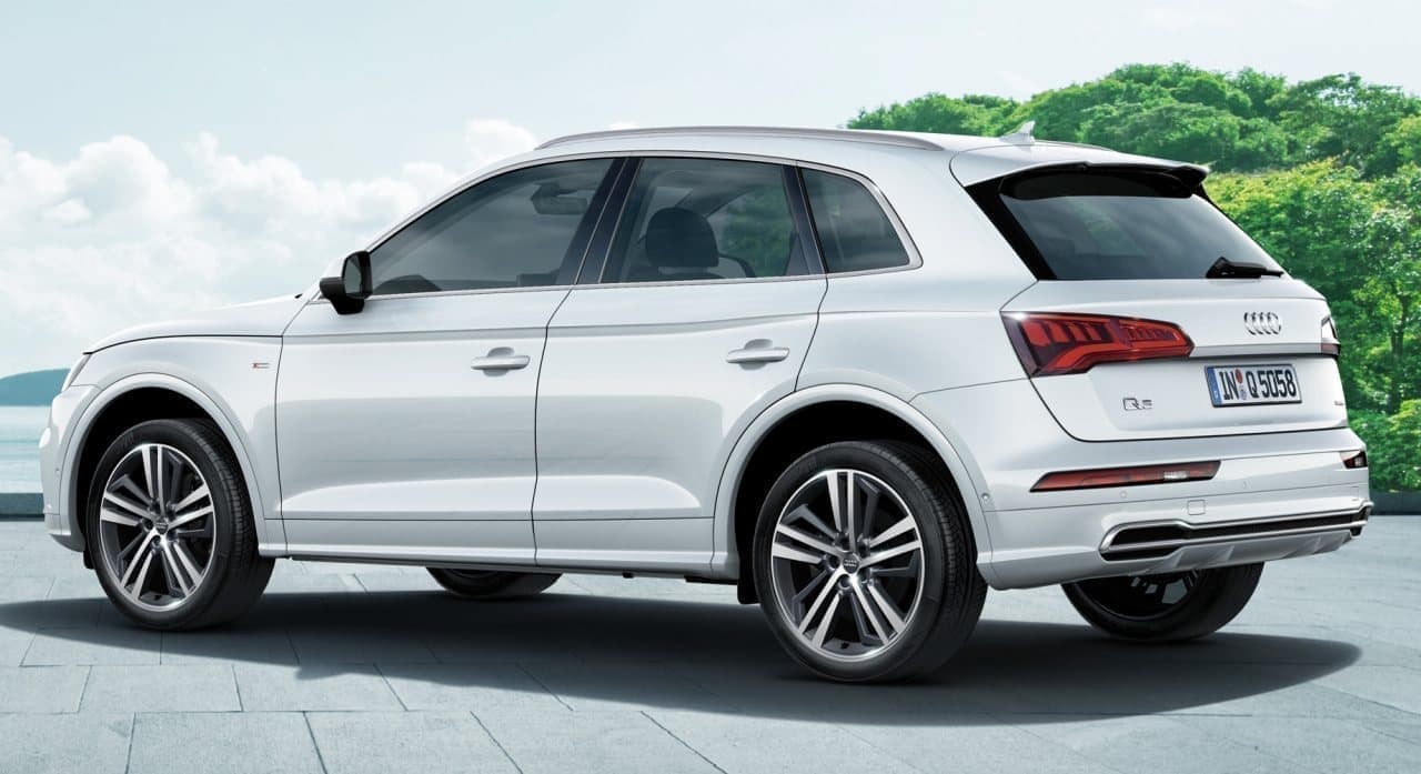 Audi Q5 に内外装の質感を高めた「S line dynamic limited」