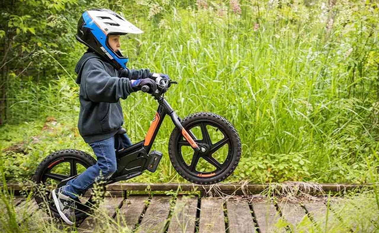 ハーレーが3歳児向けの電動バランスバイクを発表