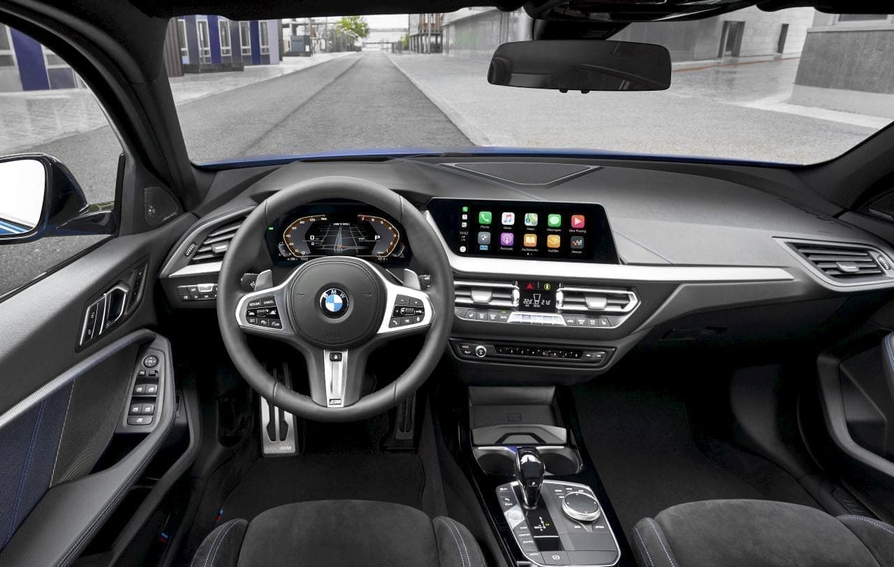 BMW 新型1シリーズ発表