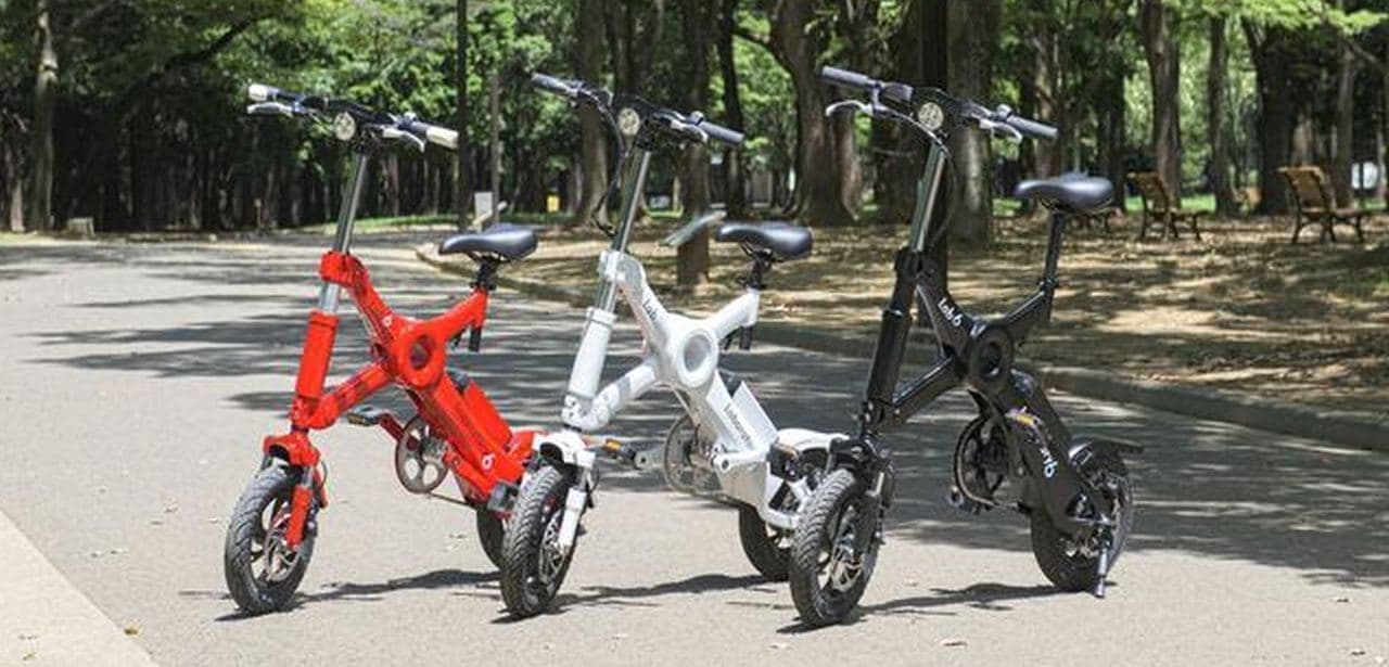 街中のEV用充電スタンドで充電できる電動アシスト自転車「Laboratry6 Bike Assist」