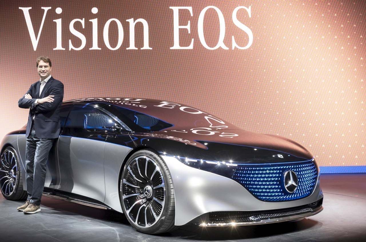 メルセデス・ベンツの未来、そしてクルマの未来を示す「ヴィジョン EQS」、フランクフルトモーターショーでお披露目