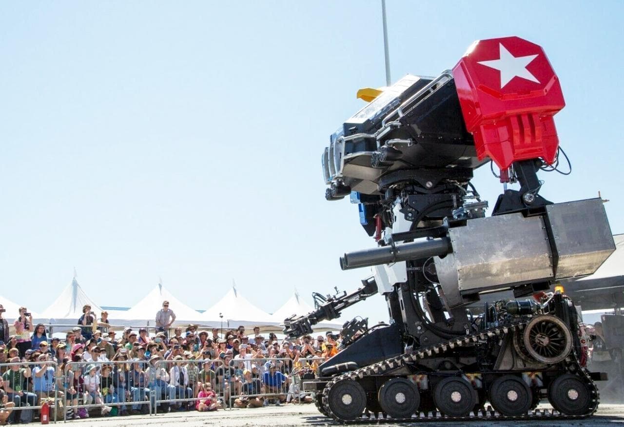 クラタスと日米決戦を行った巨大ロボ「MegaBot」、eBayで売られる