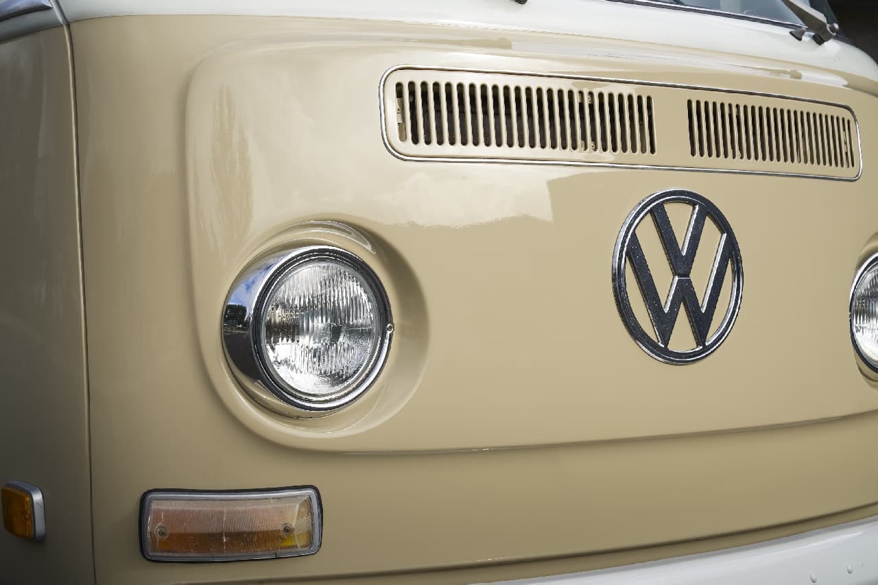 VWが1972年のワーゲンバスを電動化 