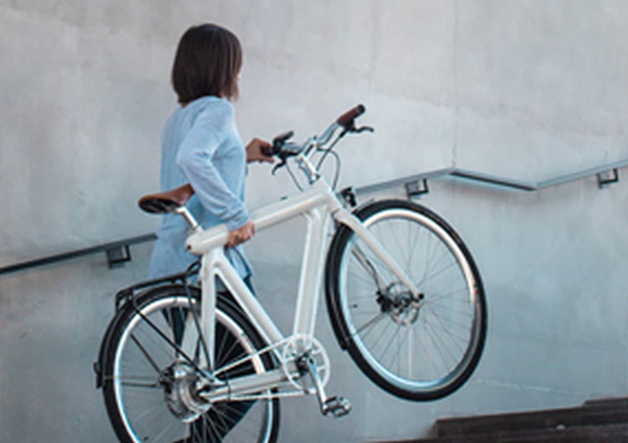 プレス加工で製造された自転車　LEAOS「Pressed E- Bike」