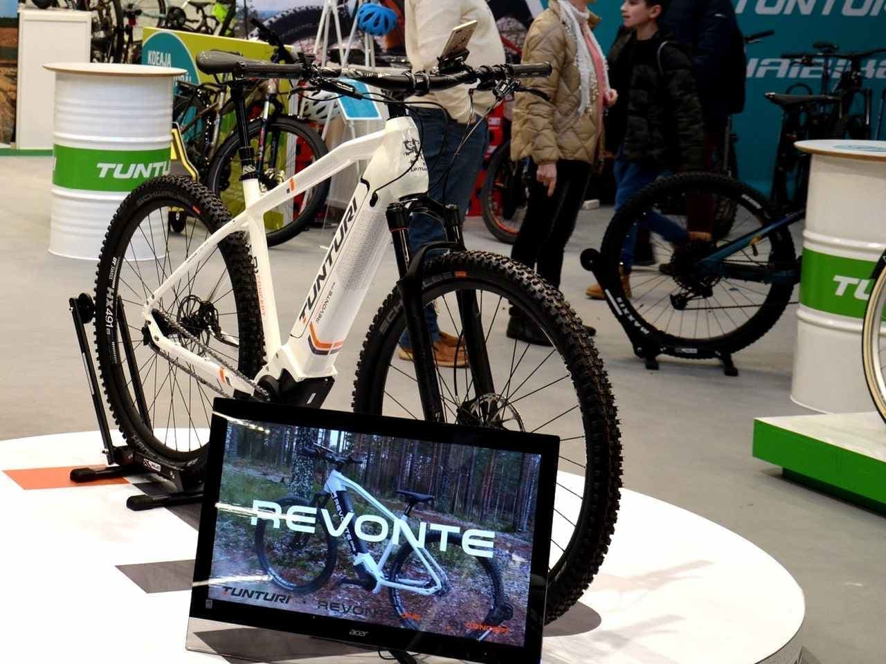 自転車用のCVTを搭載した電動アシストユニット「Revonte ONE」
