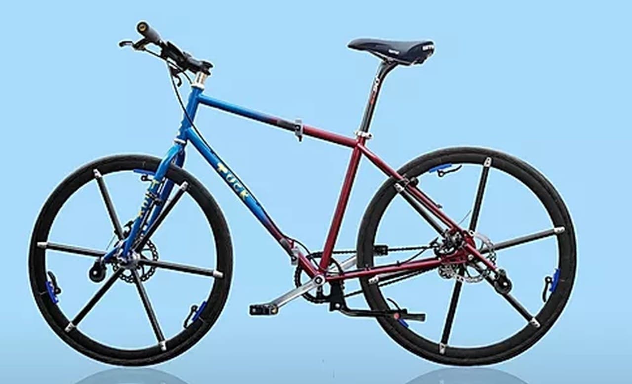 ホイールを折り畳める自転車「Tuck Bike」 