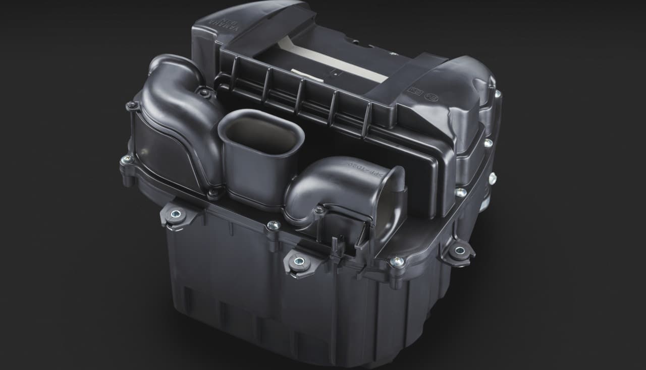 ヤマハ「MT-09 ABS」フルモデルチェンジ ― エンジン・フレームを刷新