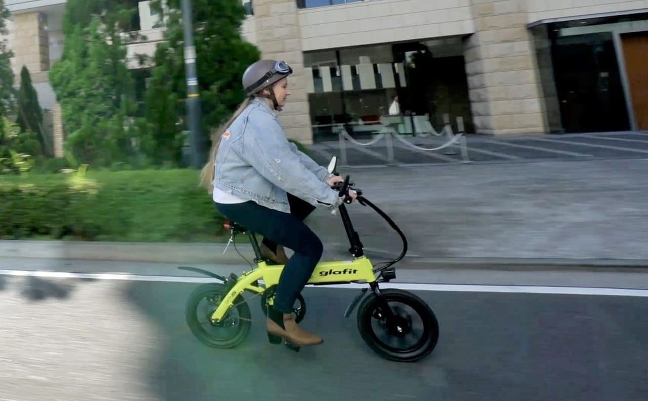 電動バイク「glaftバイク」フルモデルチェンジ！ ― 原付免許や普通自動車免許などで公道を走れるハイブリッドビークル