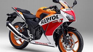 ホンダ、「CBR250R」の外観を一新 ― MotoGP イメージの「CBR250 ＜ABS＞ Special Edition」も登場