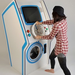 ゲームをクリアしないと洗濯が止まる洗濯機「Amusement Washing Machine」