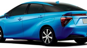 トヨタ、「燃料電池自動車」を年内に販売開始　価格は700万円程度