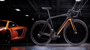 マクラーレンと共同開発された200万円の自転車「S-WORKS McLAREN TARMAC」　日本での予約登録を開始
