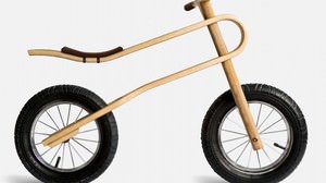 美しい木製のバランスバイク「ZumZum」