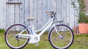 大人の女性向けの電動アシスト自転車 ヤマハ「PAS Mina」発売　