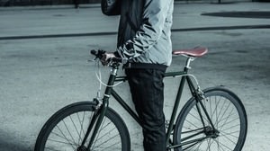 「自転車通勤者」向けの紳士服ブランド「ONOO（オノー）」、日本上陸