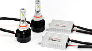 「業界最高水準」の明るさうたった　LED ヘッドライト「CATZ LED REFLEX」、左右で5,200ルーメン