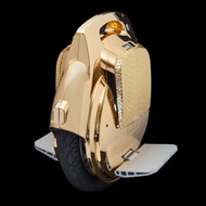 純金メッキの一輪車「24k Gold Plated Segwheel」、価格は544万円