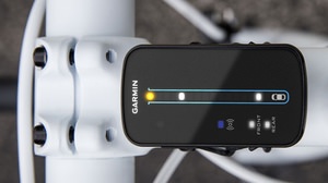ガーミンが自転車用レーダー「Varia（ヴァリア）」を米国で販売開始―背後からのクルマの接近をサイクリストに通知