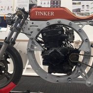 ダウンロードできるバイク、オープンソースの「Tinker」