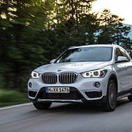 BMW、コンパクトSAV「X1」に新モデル―より取り回しよく、後席は広く