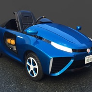 小さな燃料電池車「FC-PIUS」―子どもが運転できます！