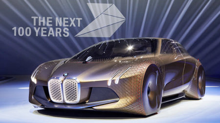 BMWグループ創立100周年 － コンセプトカー「BMW VISION NEXT 100」をアンベール