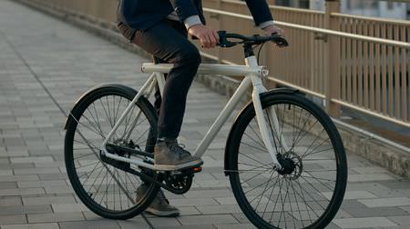 自転車が、月額乗り放題 ― オランダVanMoofによる「VANMOOF＋」、4月24日サービス開始