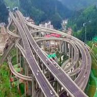 中国の高速道路インターチェンジが、ジェットコースターみたいと話題に