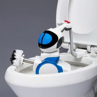 トイレ用のロボット掃除機 Altan Robotech「Giddel」―フチやフチ下、便座の裏まで