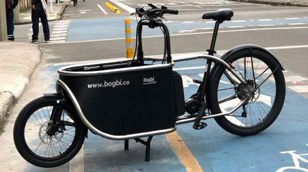 一般家庭向けにデザインされたカーゴバイク ― 小回りの利く「Bogbi Cargo Bike」
