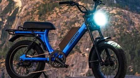 大人の事情でペダル付き ― Juiced Bikesの電動バイク「Scorpion」