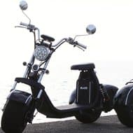 普通自動車免許で公道を走れる電動バイク「BLAZE EV TRIKE」、先行予約受付開始－意外と安い！