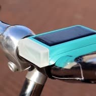 充電が要らない自転車用ライト ― ソーラーパネルで発電する「LITTA」