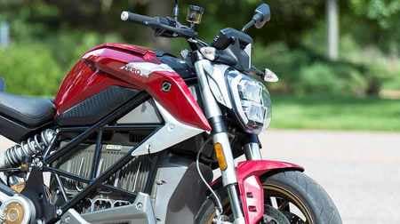 Zero Motorcyclesの電動バイク「SR/F」、日本発売 ― 電動バイクブランドXEAMが取り扱い