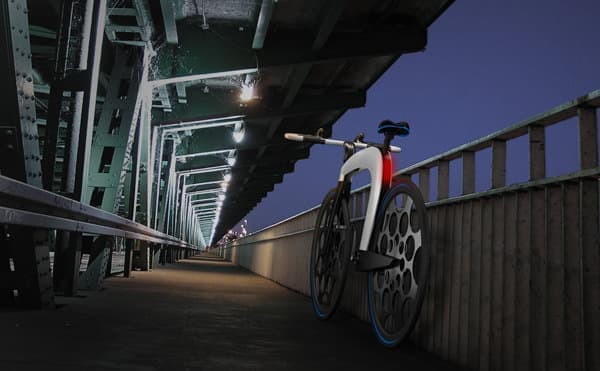 「nCycle」は、シングルフレームの折り畳み電動アシスト自転車