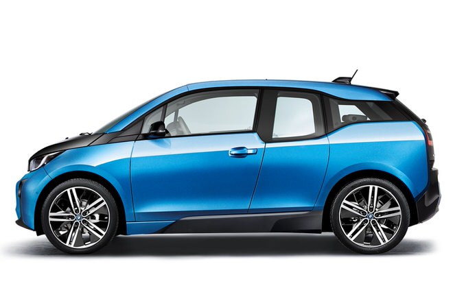 BMW 電気自動車 新型 i3