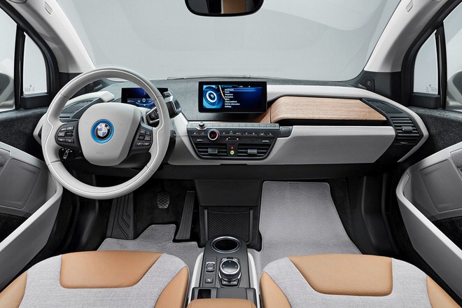 BMW 電気自動車 新型 i3